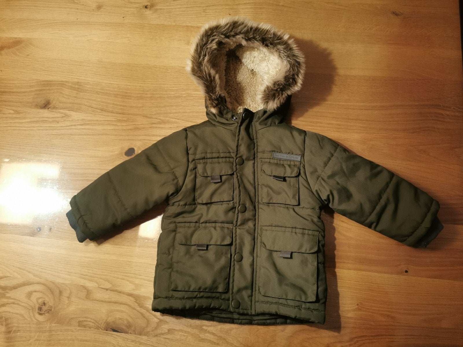 Warme parka winterjas (maat 86) met teddy voering, Kinderen en Baby's, Prénatal, Ophalen of Verzenden, Zo goed als nieuw, Jasje