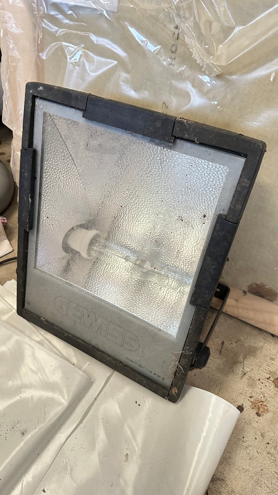 Horus Gewiss lamp schijnwerper natriumlamp 400Watt 230V-IP65, Ophalen of Verzenden, Zo goed als nieuw, 200 tot 500 watt, Lamp met armatuur