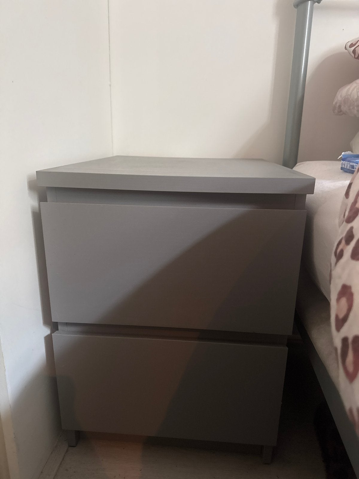 Moet nu weg dus bieden mag! Ikea Malm nachtkastje, Ophalen, Gebruikt, 55 tot 70 cm, 45 tot 65 cm