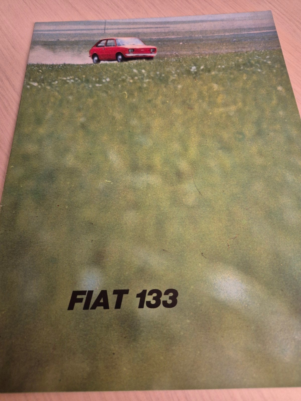 jaren 70 Fiat 133 Nederlandse folder mooie foto's 1e type, Ophalen of Verzenden, Zo goed als nieuw, Overige merken