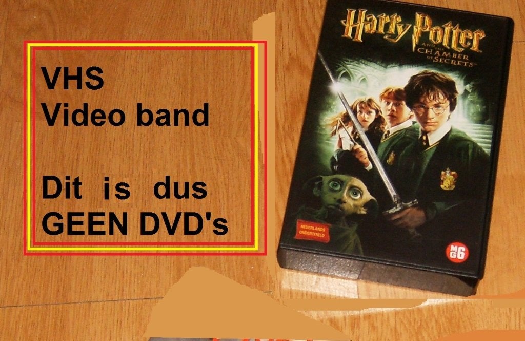 VIDEO / VHS Harry Potter deel 2 the chamber off secrets, Ophalen of Verzenden, Zo goed als nieuw, Overige typen