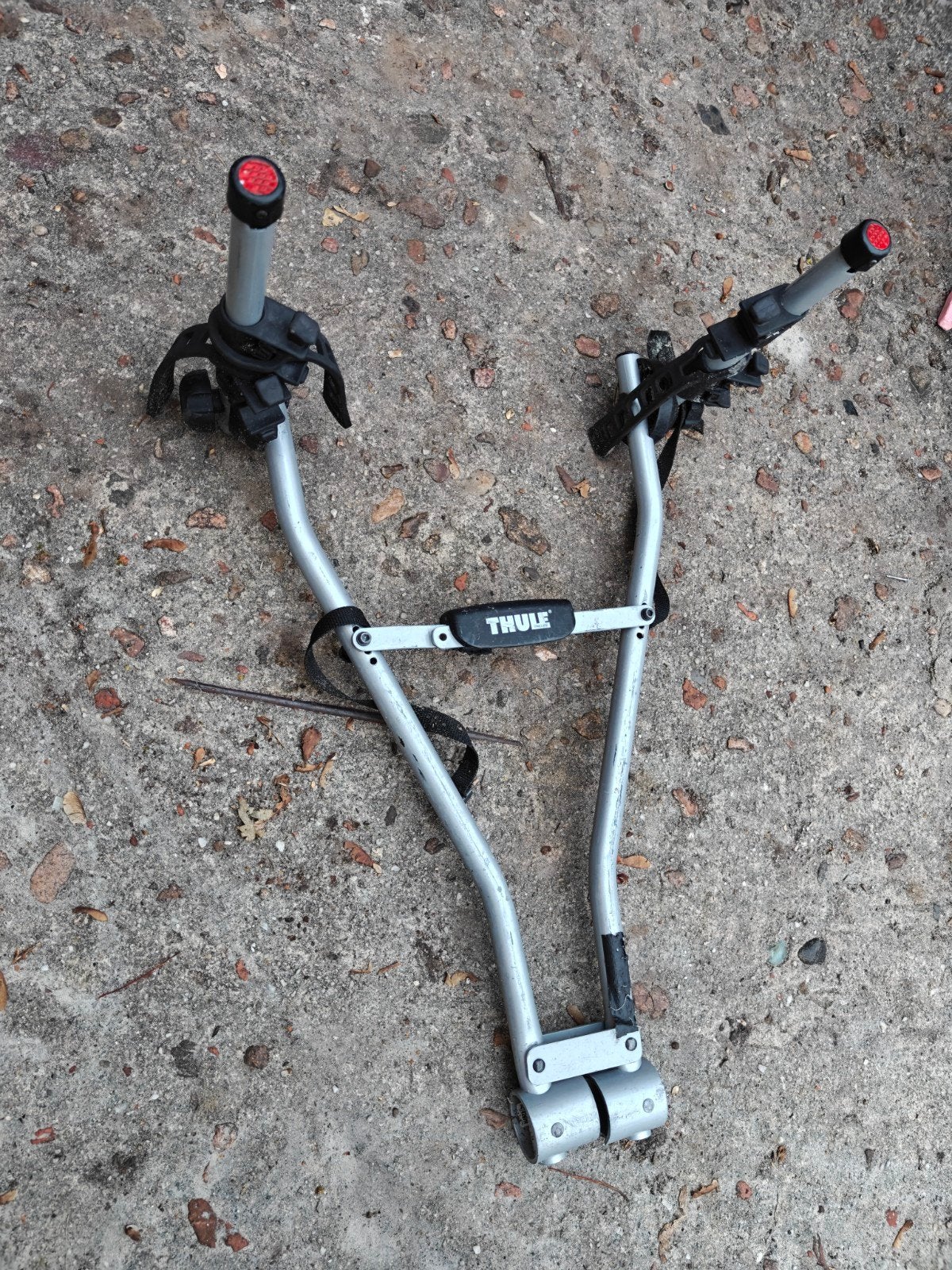 Thule fietsendrager - mist een rubber, Ophalen, Gebruikt