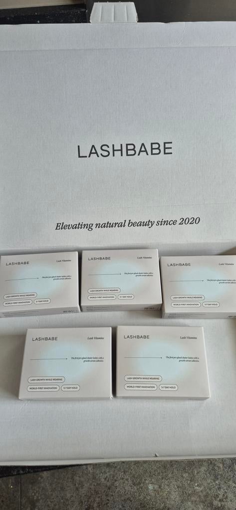 Lashbabe pre- glued lashes, Ophalen of Verzenden, Nieuw