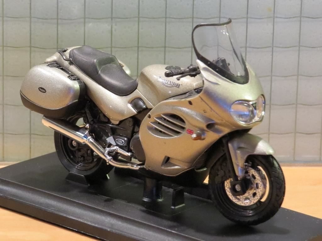 Triumph Trophy 1:18 12175 Welly, Hobby en Vrije tijd, MayCheong, Nieuw, Ophalen of Verzenden, Motor