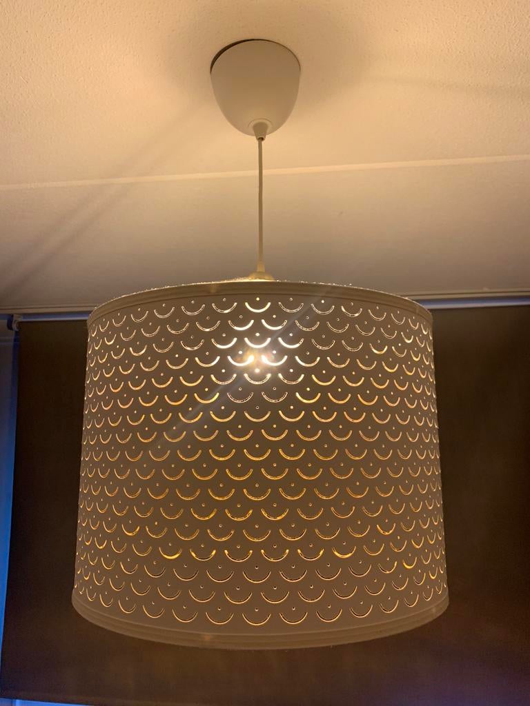 Ikea hanglamp beige met gouden binnenkant, Ophalen, Zo goed als nieuw, Rond