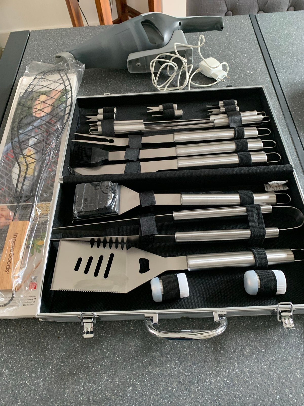 Barbecue set en visklem, Tuin en Terras, Ophalen, Nieuw