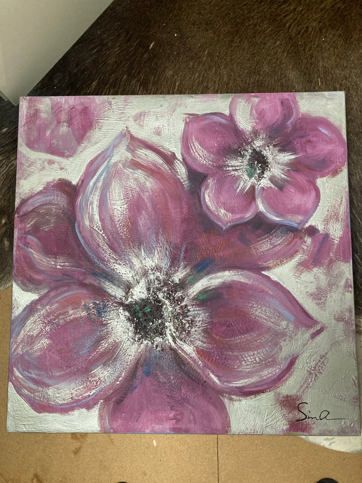 Schilderij met paarse bloemen, gesigneerd, 60x60 cm, Ophalen of Verzenden