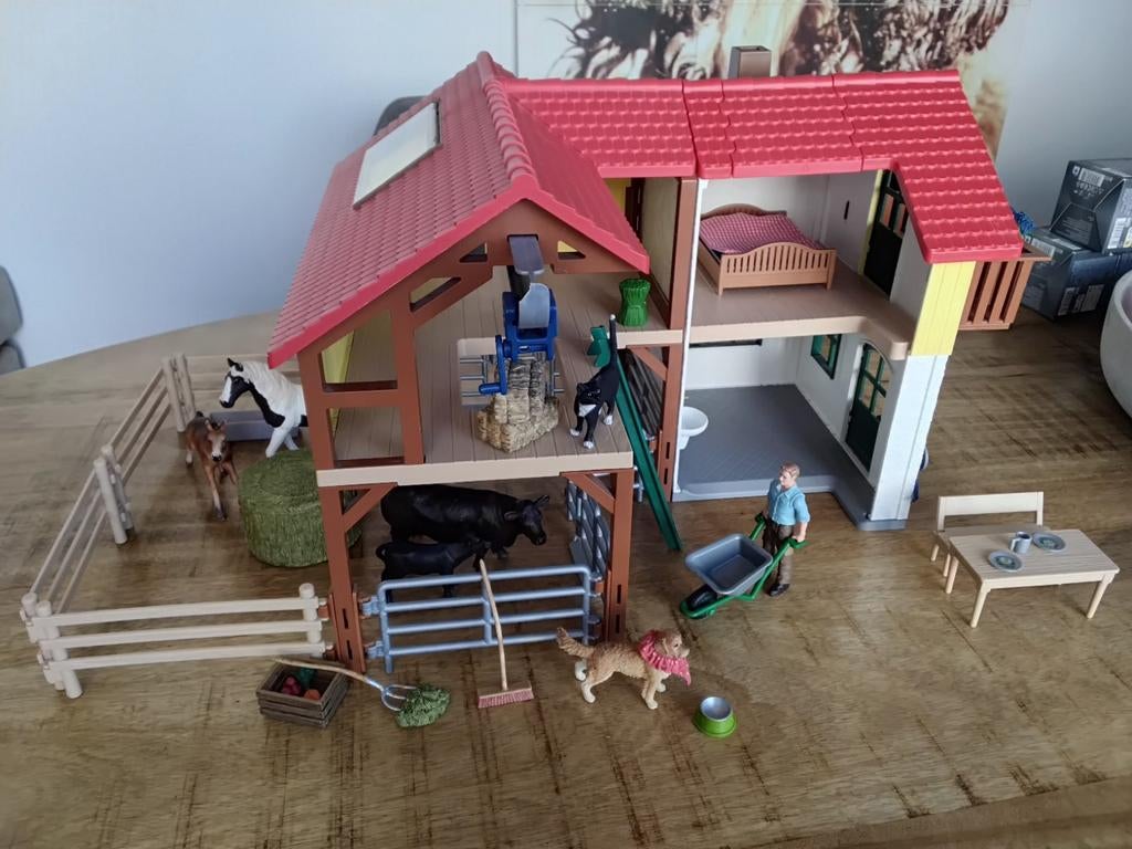 Schleich boerderij, incl accessoires en dieren., Ophalen of Verzenden, Zo goed als nieuw