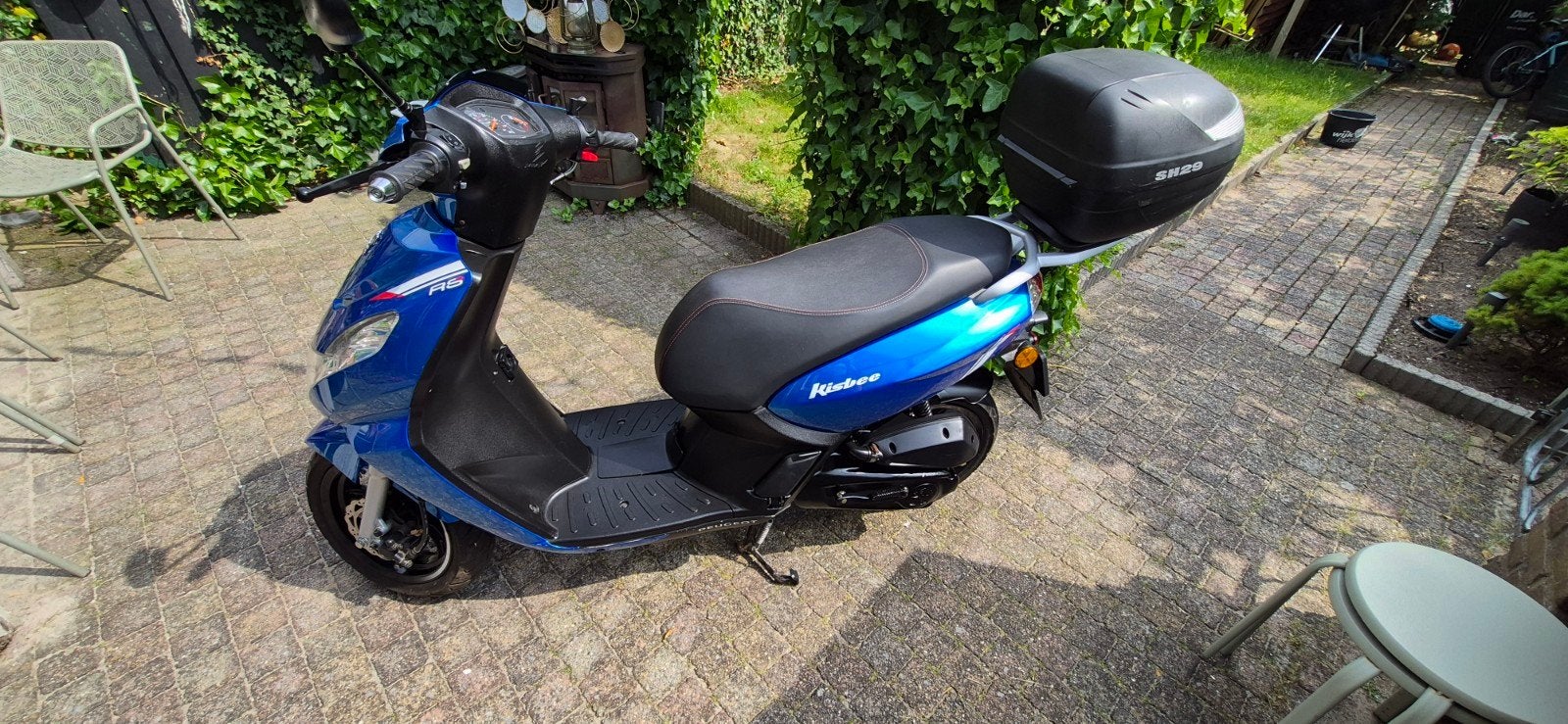 Peugeot Kisbee Scooter - Blauw, Zo goed als nieuw, Ophalen, Zo goed als nieuw