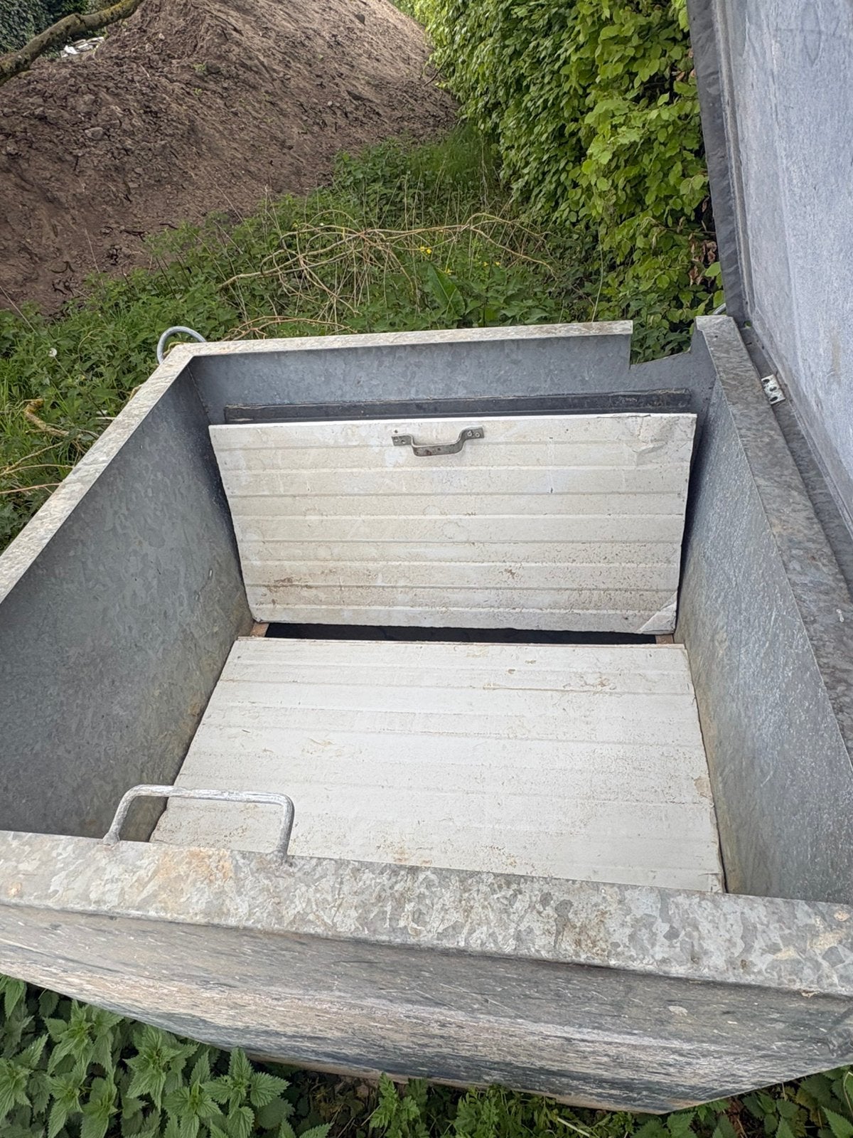 Stroomkast en waterput, Ophalen of Verzenden, Zo goed als nieuw