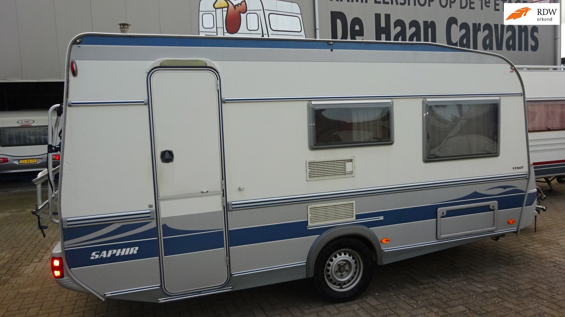 FENDT Saphir 450 2001 VASTBED TREINZIT, Caravans en Kamperen, Bedrijf, 750 - 1000 kg, Fendt, Tot en met 4