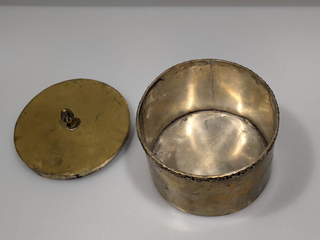 Antieke handgemaakte metalen trommel/tabaksdoos, Antiek en Kunst, Antiek | Koper en Brons, Ophalen of Verzenden