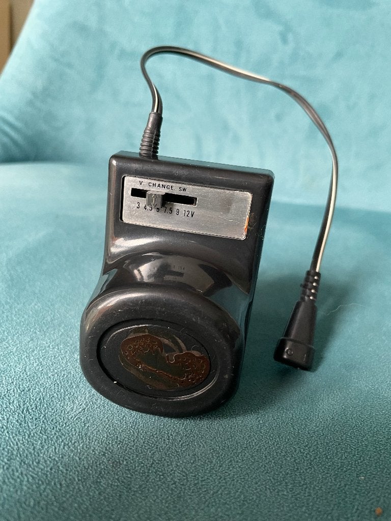 Vintage Universele AC/DC Adapter 3-12V – V. Change SW – 1.4A, Computers en Software, Laptop-opladers, Ophalen of Verzenden, Gebruikt