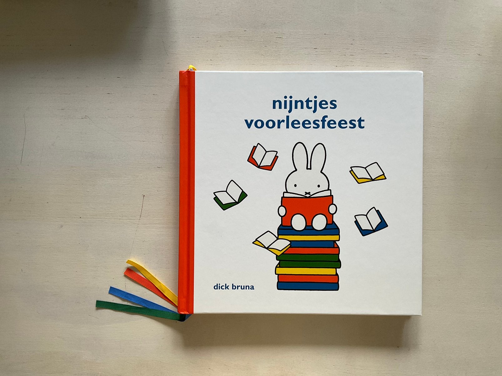 Nijntjes voorleesfeest, vijf klassieke verhalen, Boeken, Ophalen, Fictie algemeen, Zo goed als nieuw, Dick Bruna