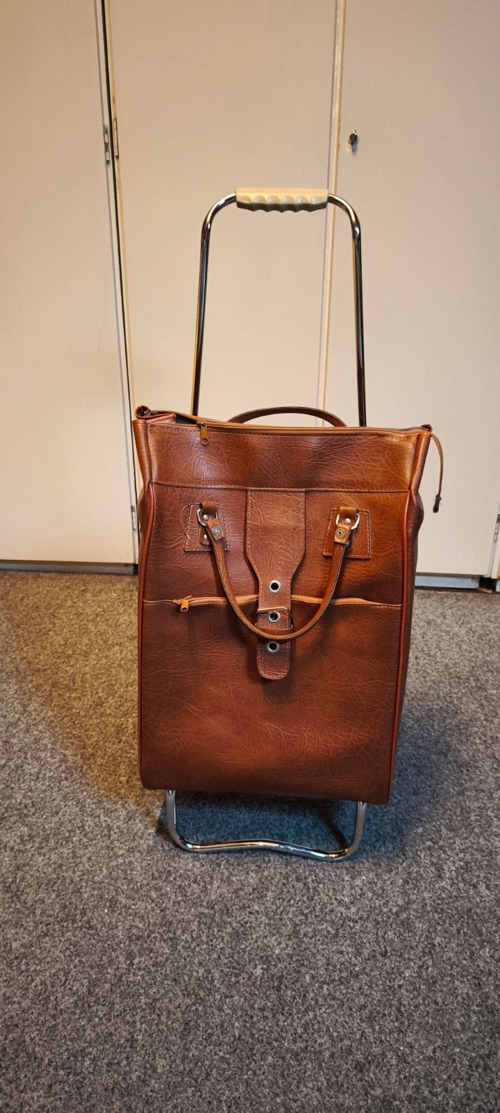 Vintage bruine boodschappentas op wieltjes, Ophalen, 40 tot 60 cm, Wieltjes, Gebruikt