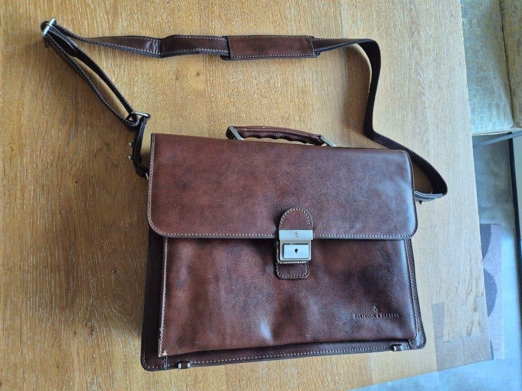 Te koop Castelijn&Beerens Laptop/Aktetas Kleur: Mocca, Computers en Software, Laptoptassen, Zo goed als nieuw, Aktetas, 16 inch