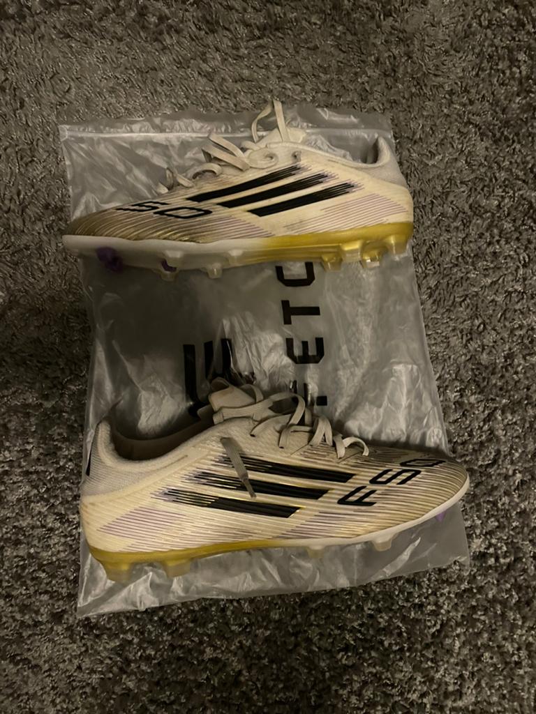 Adidas X Speedflow voetbalschoenen, Sport en Fitness, Voetbal, Maat XS of kleiner, Ophalen of Verzenden, Zo goed als nieuw, Schoenen