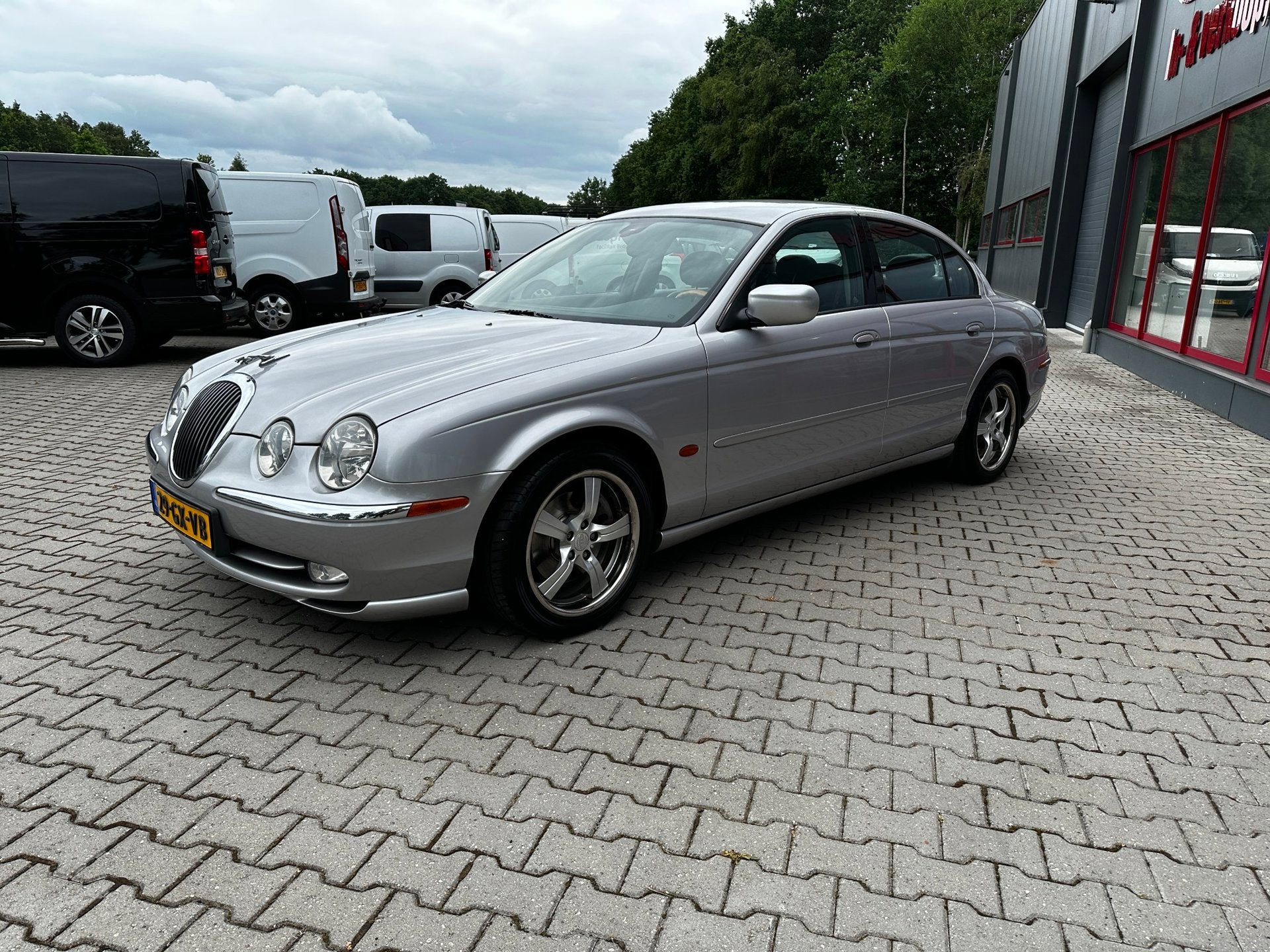 Jaguar S-type 3.0 V6 / AUTOMAAT / DEALER ONDERHOUDEN / NAVI, foto 8