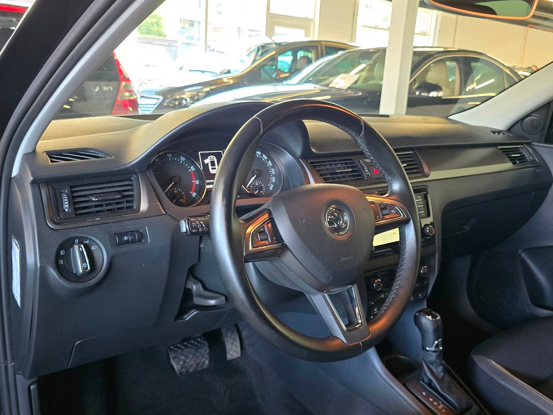 Skoda Rapid Spaceback 1.2 TSI Greentech JOY/AUTOMAAT/N.A.P, Auto's, Stof, Gebruikt, 4 cilinders, Origineel Nederlands