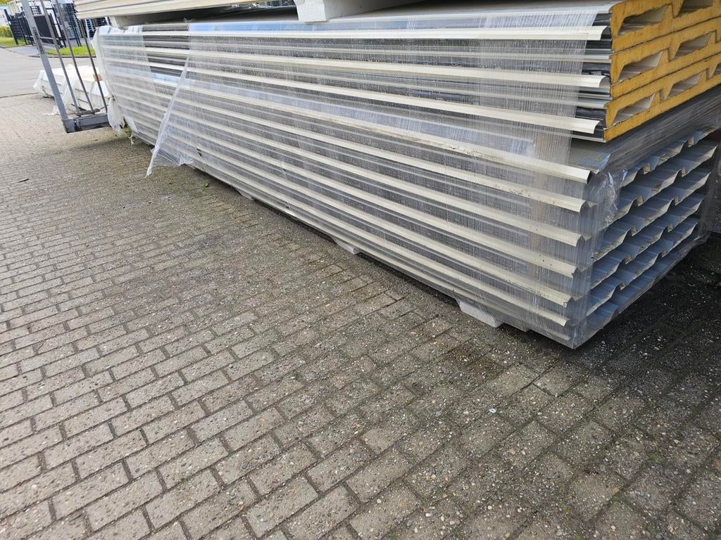 Bkeus dakpanelen 40mm ral1015 creme 20x 5470mm, Minder dan 4 cm, Overige materialen, Hh, Nieuw