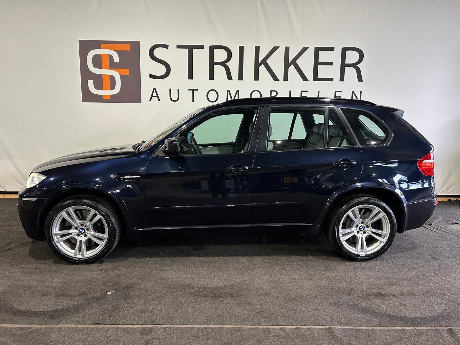 BMW X5 4.4i M, Automaat, Gebruikt, 4395 cc, 3000 kg