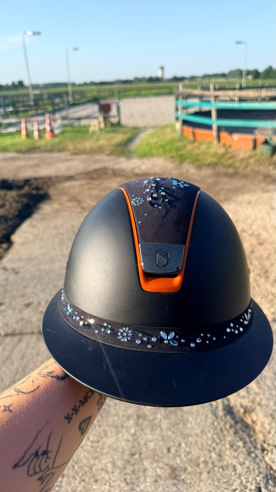 Misshield Samshield swrarovski glitters navy - orange, Dieren en Toebehoren, Paardrijkleding, Ophalen of Verzenden, Zo goed als nieuw