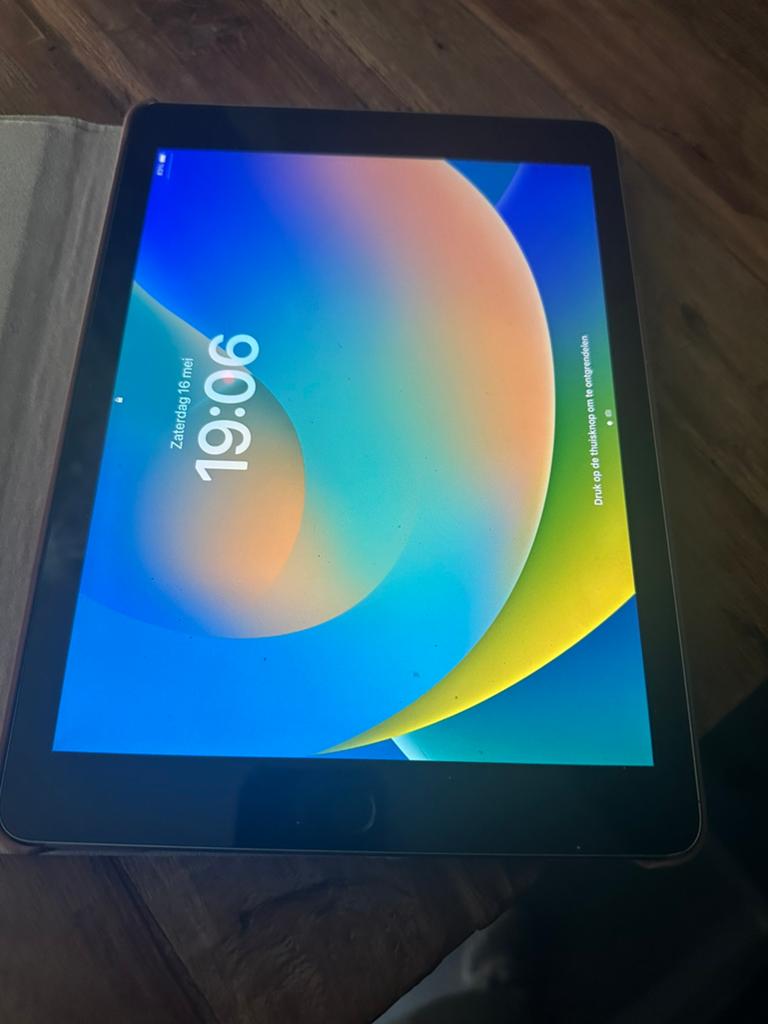 Ipad 2018, 6e generatie, Computers en Software, Apple iPads, Ophalen of Verzenden, 8 inch, Apple iPad, 32 GB