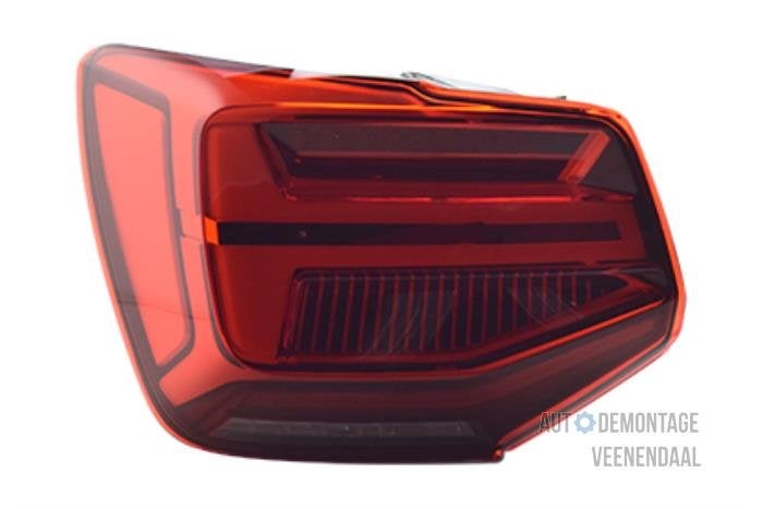 Achterlicht links van een Audi Q2, -, -, Nieuw, -