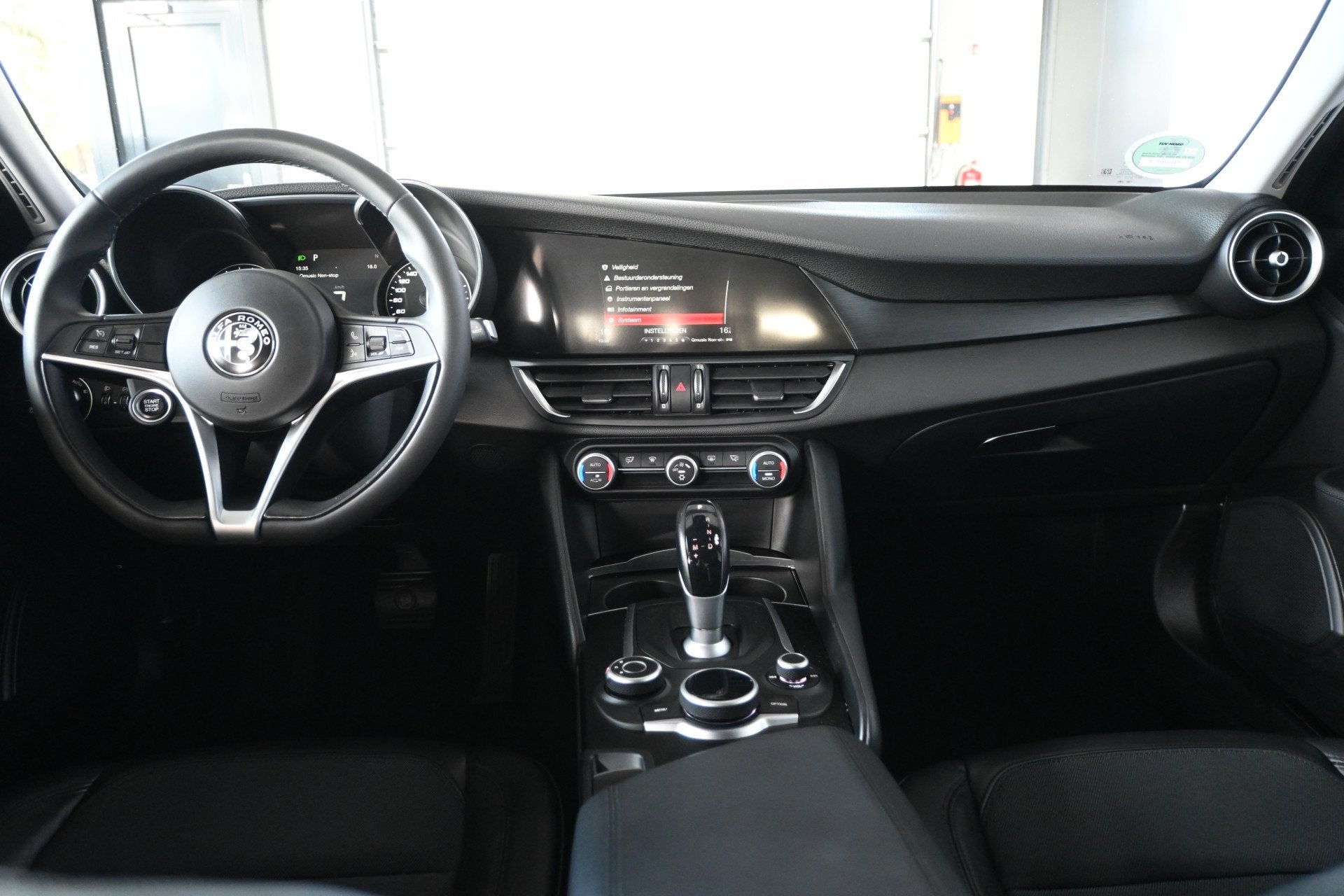 Alfa Romeo Giulia 2.0T Automaat Super Clima Cruise control N, Auto's, 745 kg, Achterwielaandrijving, 4 cilinders, Blauw