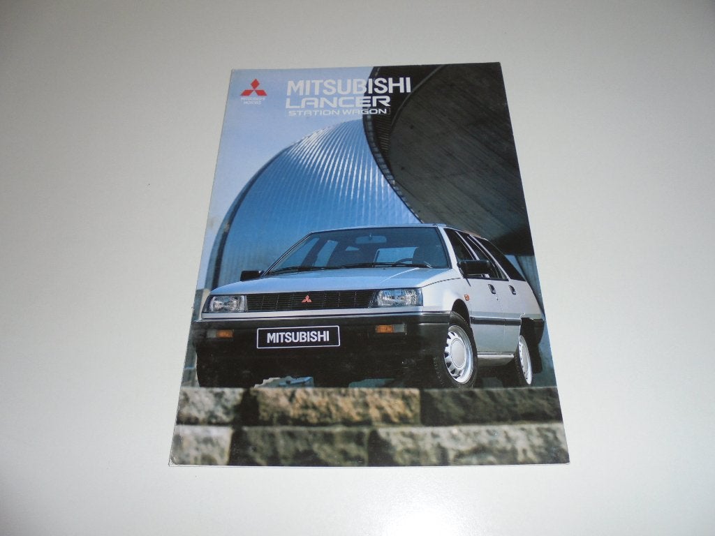 brochure Mitsubishi Lancer Station Wagon  1989, Ophalen of Verzenden, Gelezen, Mitsubishi