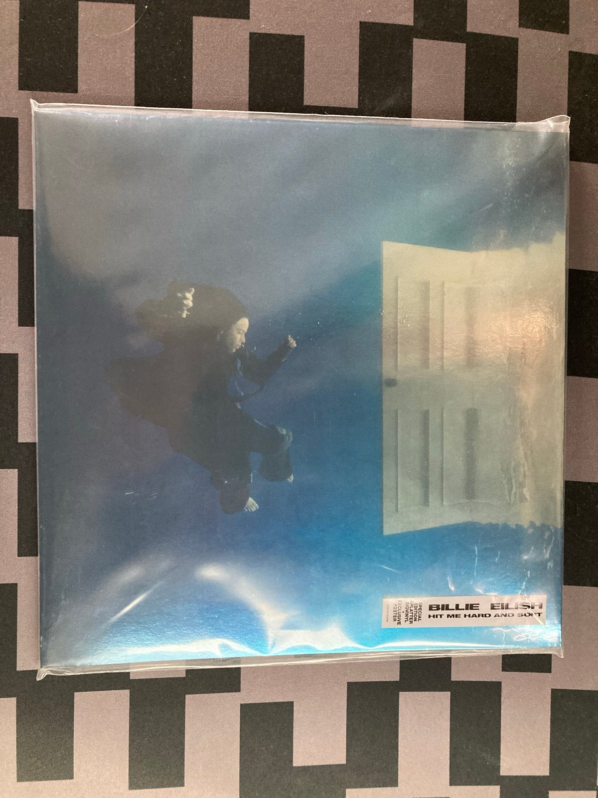 Billie Eilish - HIT ME HARD AND SOFT LP met poster, LP, Pop, Geseald, Ophalen of Verzenden