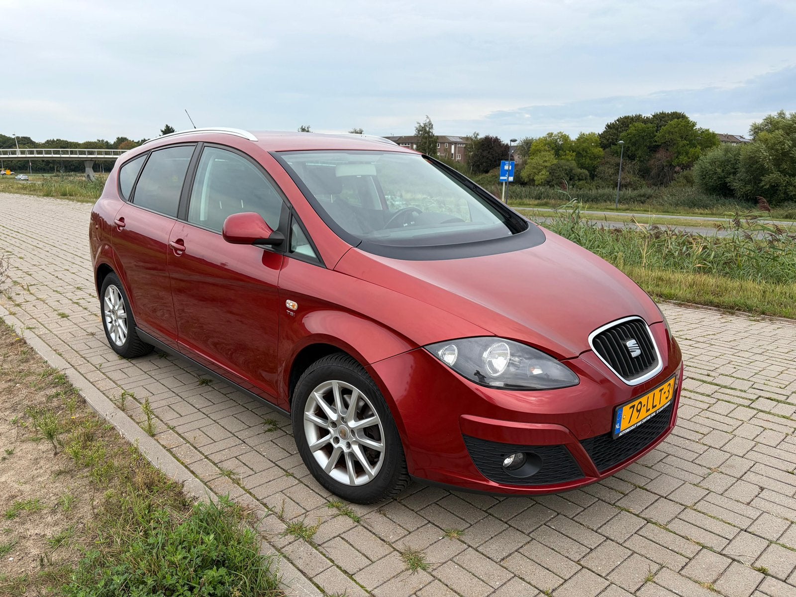 Seat Altea XL 1.4 TSI 2010 Rood, Auto's, Voorwielaandrijving, 4 cilinders, Altea XL, Origineel Nederlands
