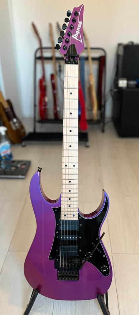 Ibanez RG550 Genesis Purple Neon, Ophalen, Zo goed als nieuw, Western- of Steelstringgitaar
