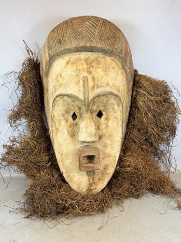 260529 Oud Afrikaans Fang masker met Raffia uit Gabon., Ophalen of Verzenden