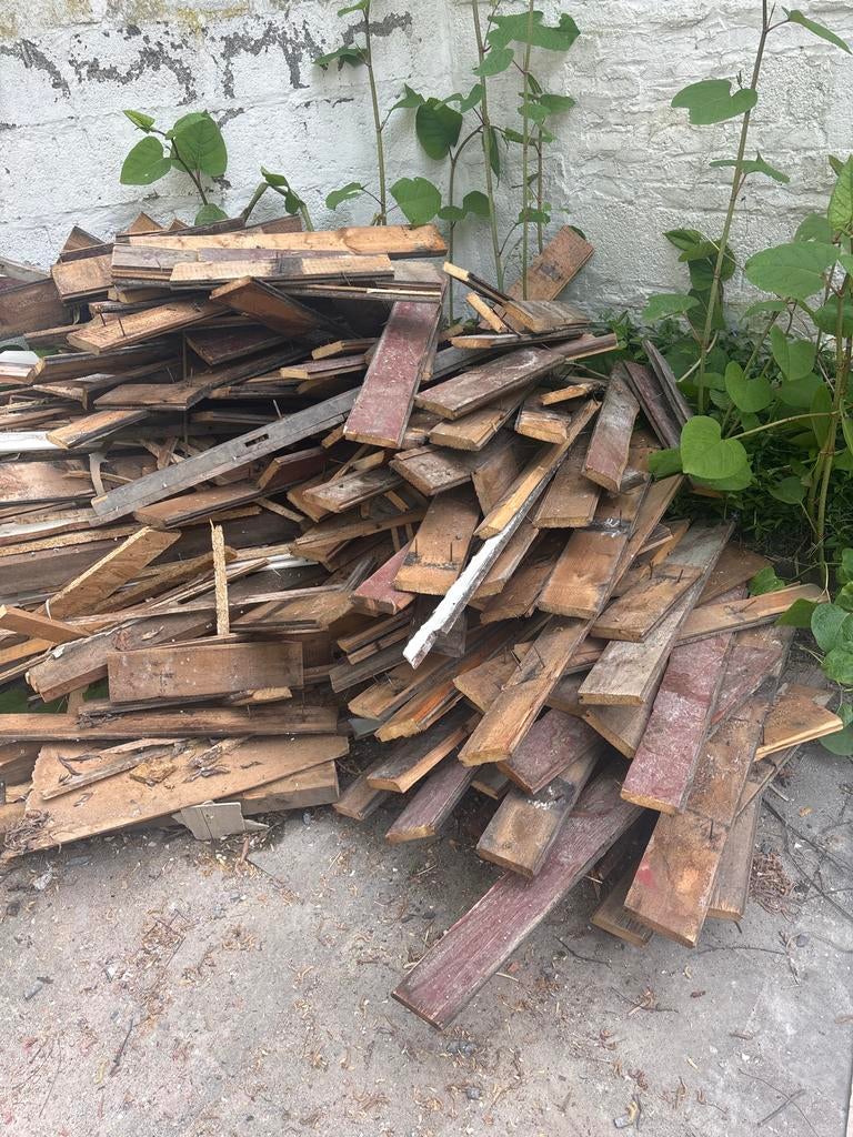 Brandhout en oude vloerplanken, Tuin en Terras, Haardhout, 3 tot 6 m³, Ophalen, Overige houtsoorten, Blokken