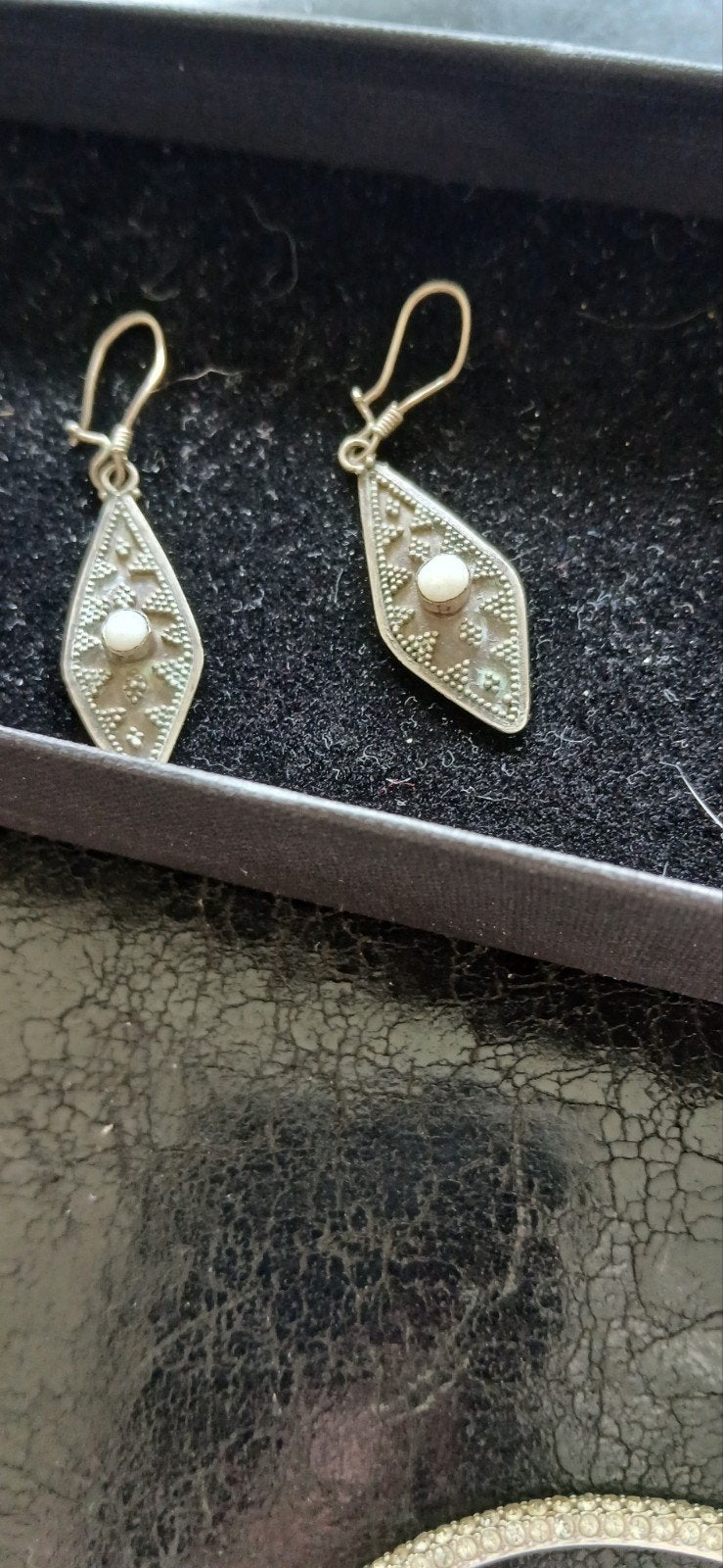 antieke zilveren. oorbellen gemerkt zilver, Sieraden, Tassen en Uiterlijk, Ophalen of Verzenden, Zilver, Oorbellen, Met edelsteen