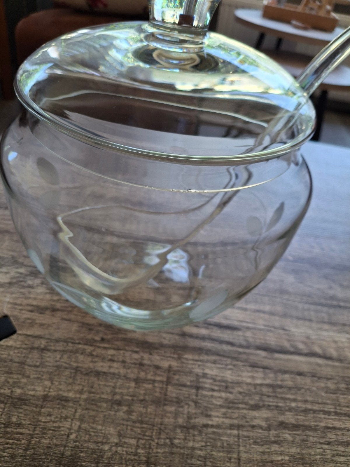 Mooie glazen bowl met lepel en bloemmotief, Ophalen