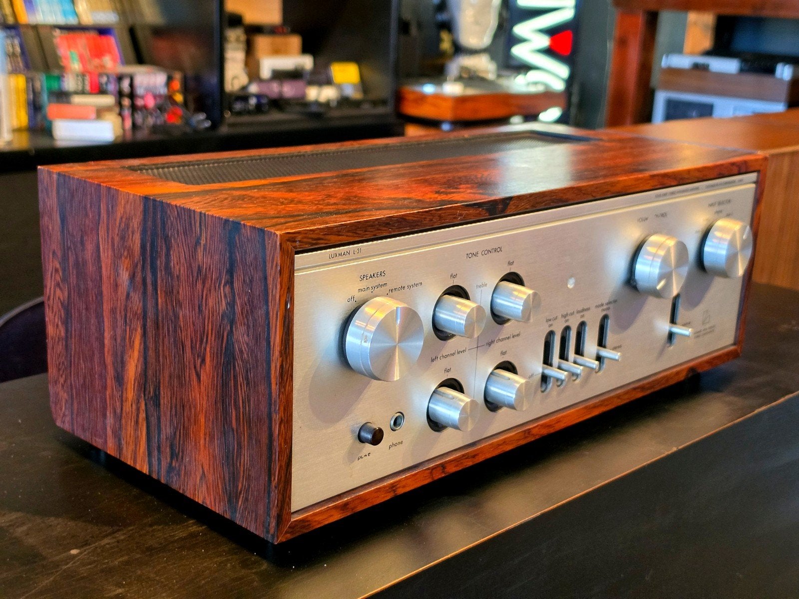 LUXMAN L 30 • GARANTIE • REFURBISHED • VINTAGE • TOPSTAAT, Audio, Tv en Foto, Overige merken, De Kempen 18
6021PZ Budel (NB), Luxman L31 stereo versterker