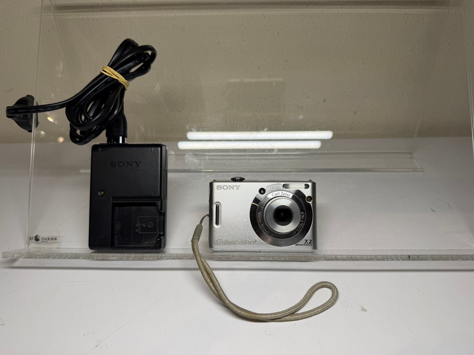 Sony Cyber-shot DSC-W35 7.2 Megapixels Compactcamera, Ingebouwde flitser, Gebruikt, Oplader, Ophalen of Verzenden