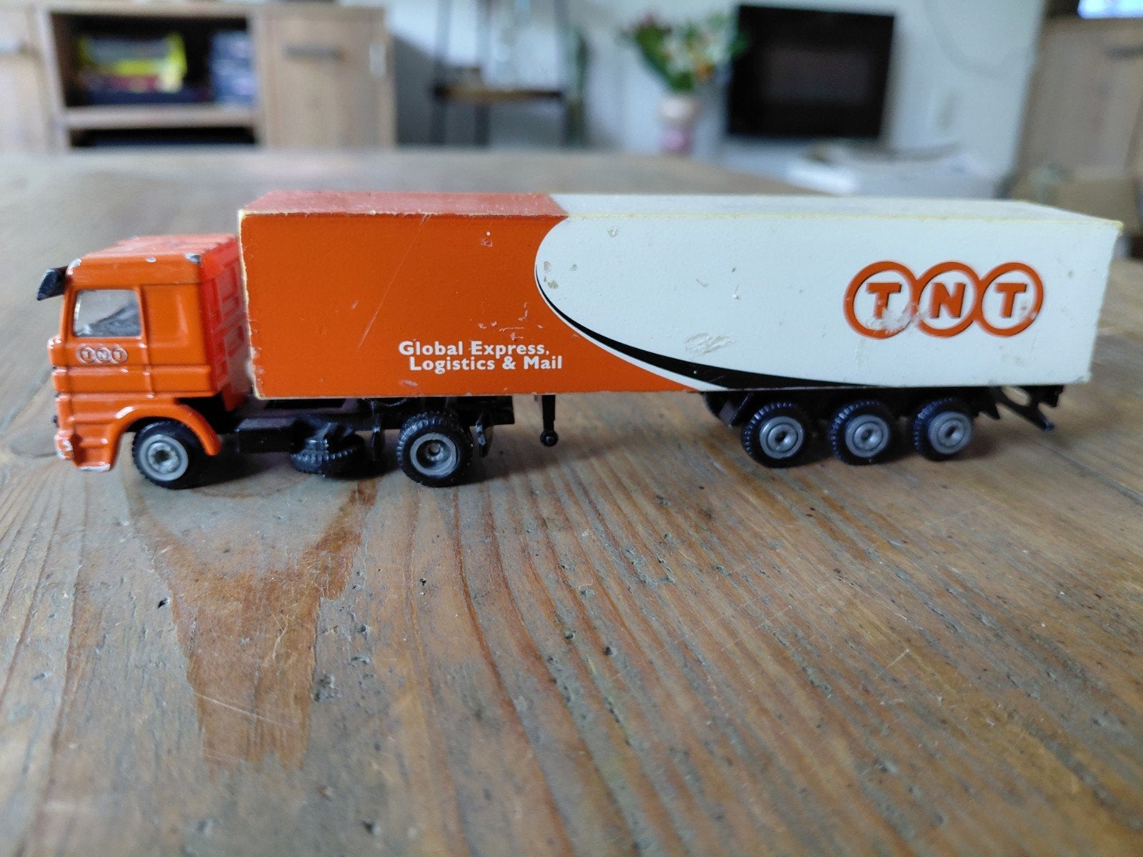 Vintage TNT Global Express vrachtwagen model, Ophalen of Verzenden, Gebruikt