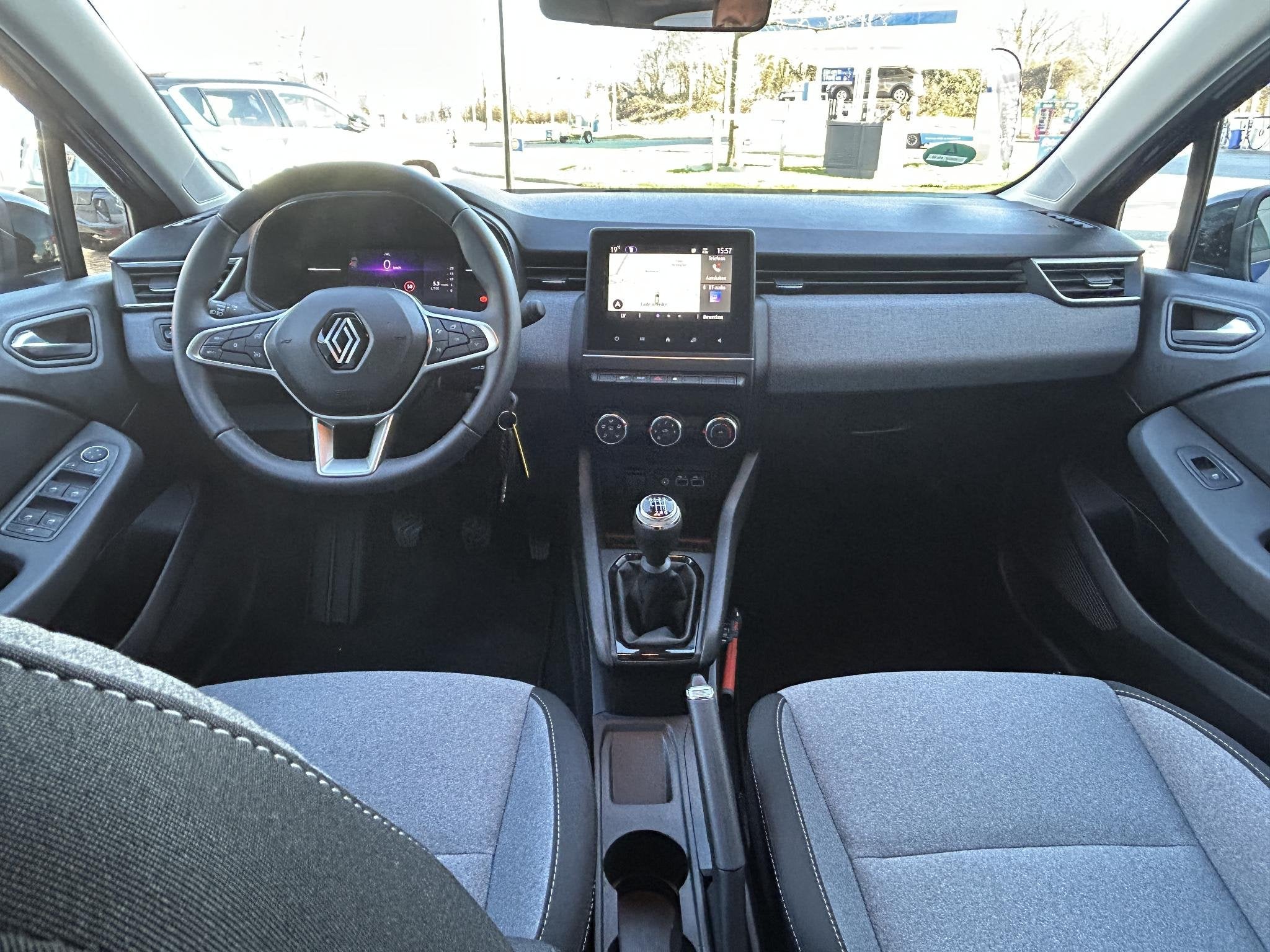 Renault Clio 1.0 TCe 90 GPF evolution | Achteruitrijcamera |, Auto's, Voorwielaandrijving, Stof, Gebruikt, Blauw