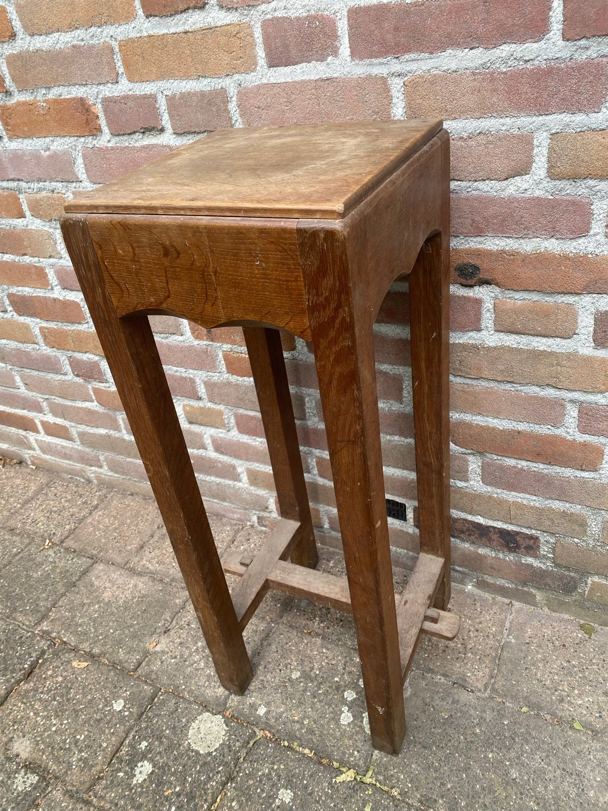 Vintage / antieke houten plantentafel / hoge bijzettafel, Ophalen