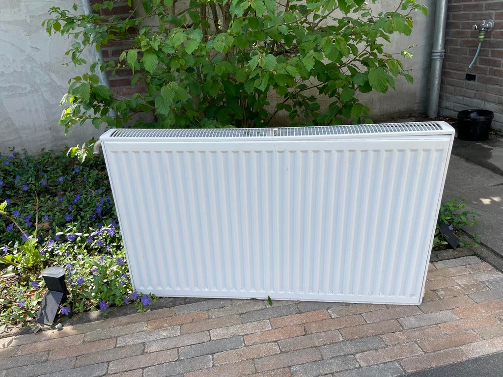 Radiator 103x61x10 cm - Wit, Ophalen, 30 tot 80 cm, Gebruikt, Radiator