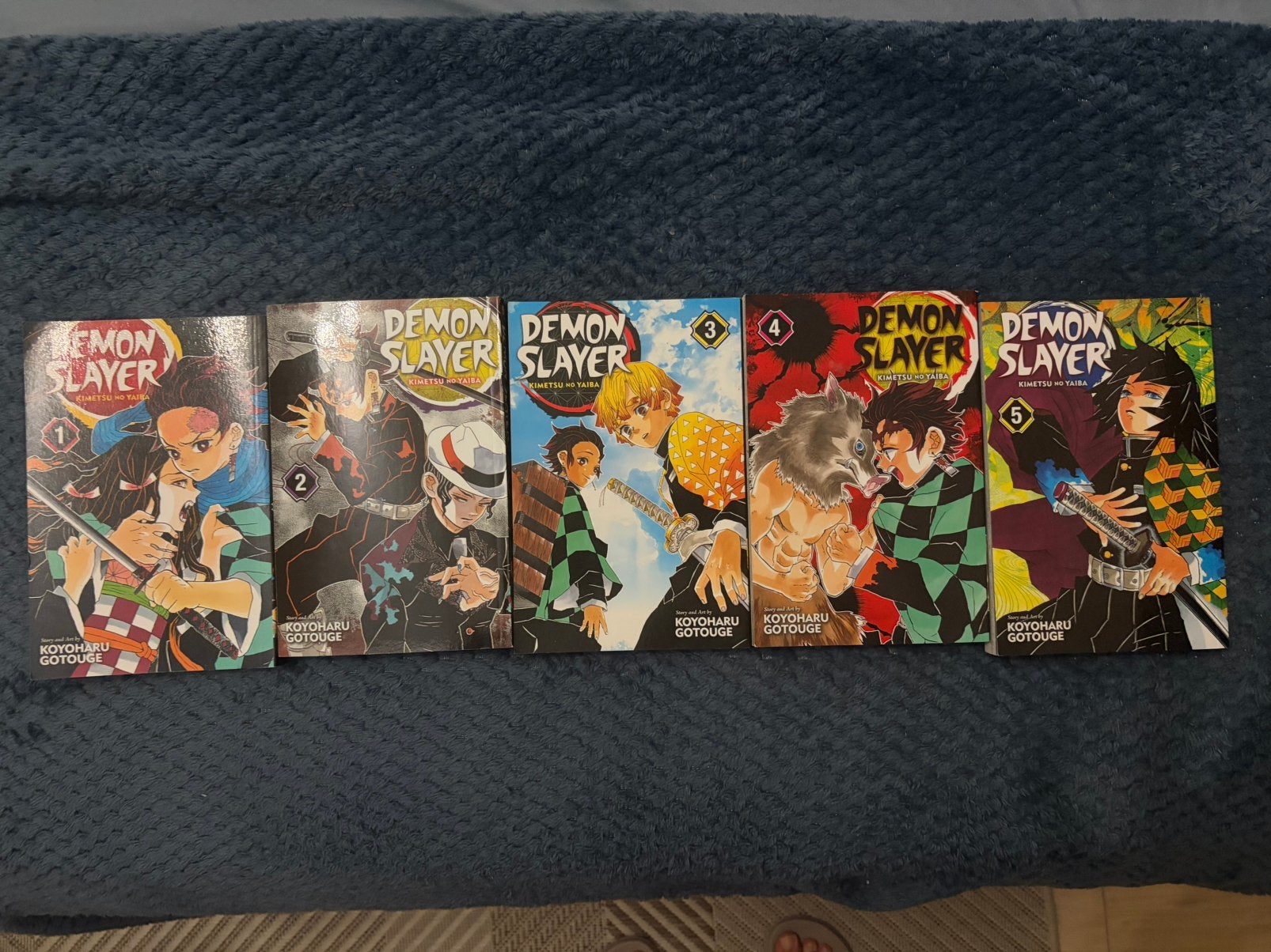 Manga demon slayer, Meerdere comics, Ophalen of Verzenden, Zo goed als nieuw, Japan (Manga)