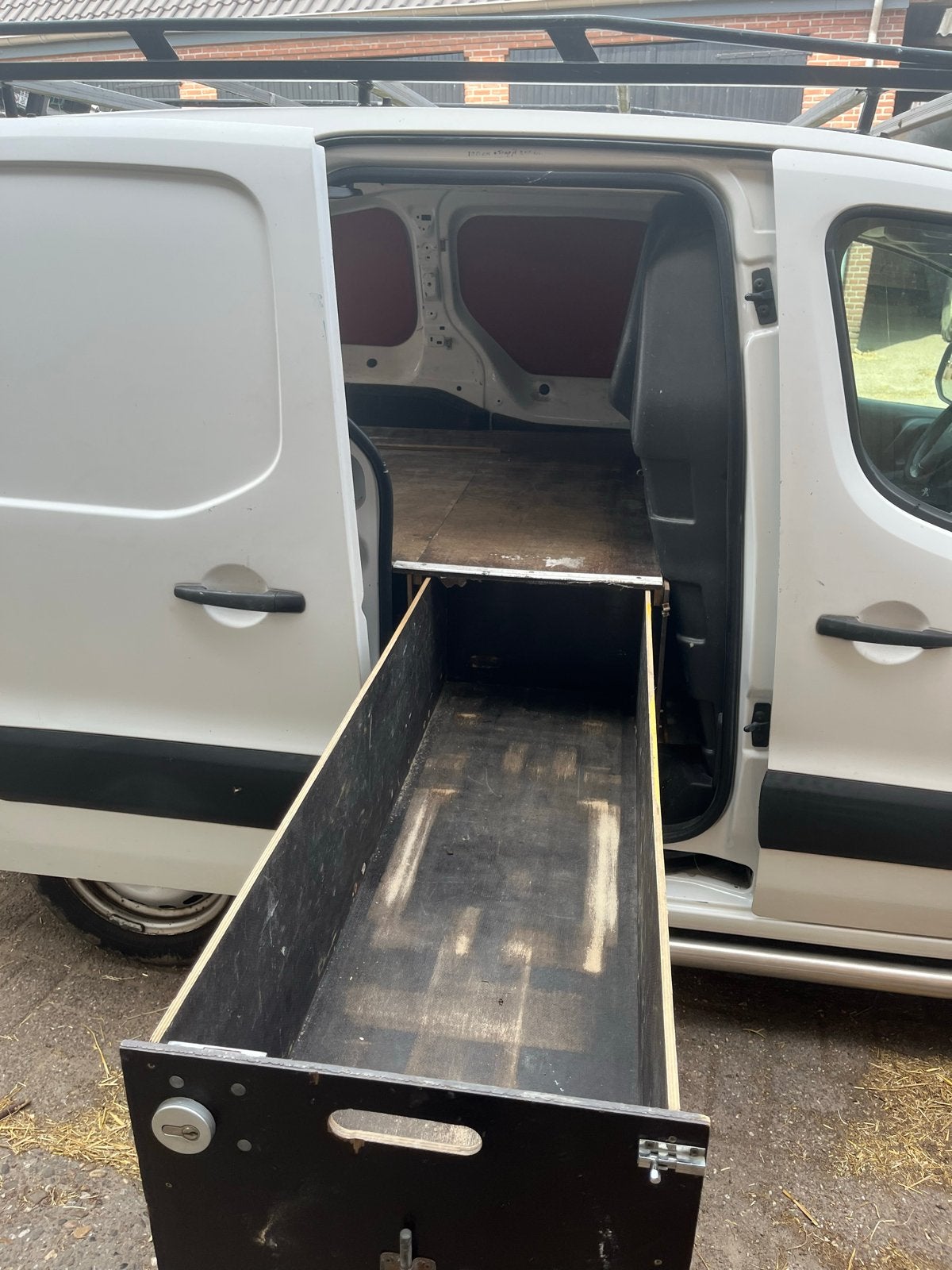 Opbergkast/Laden voor Peugeot Partner (verlengd), Ophalen, Gebruikt, Achter, Peugeot