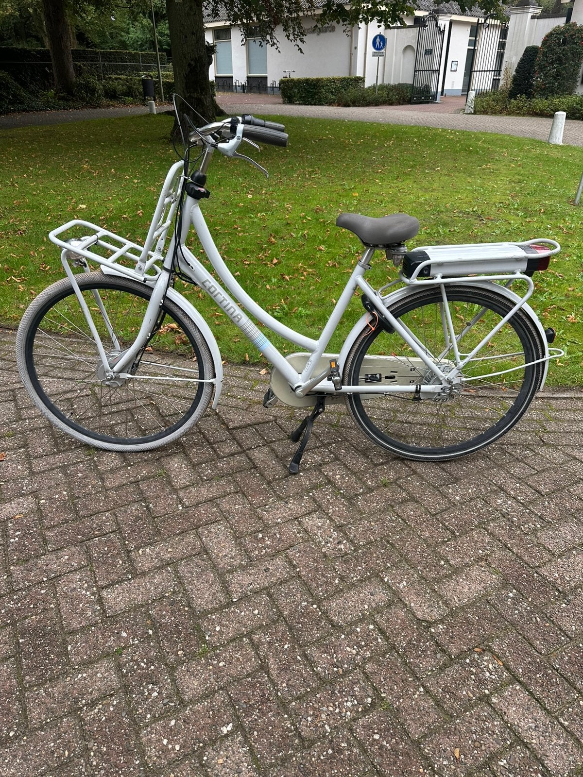 Cortina U4 elektrische fiets met 500wh afneembare accu, Ophalen, Zo goed als nieuw, Overige merken