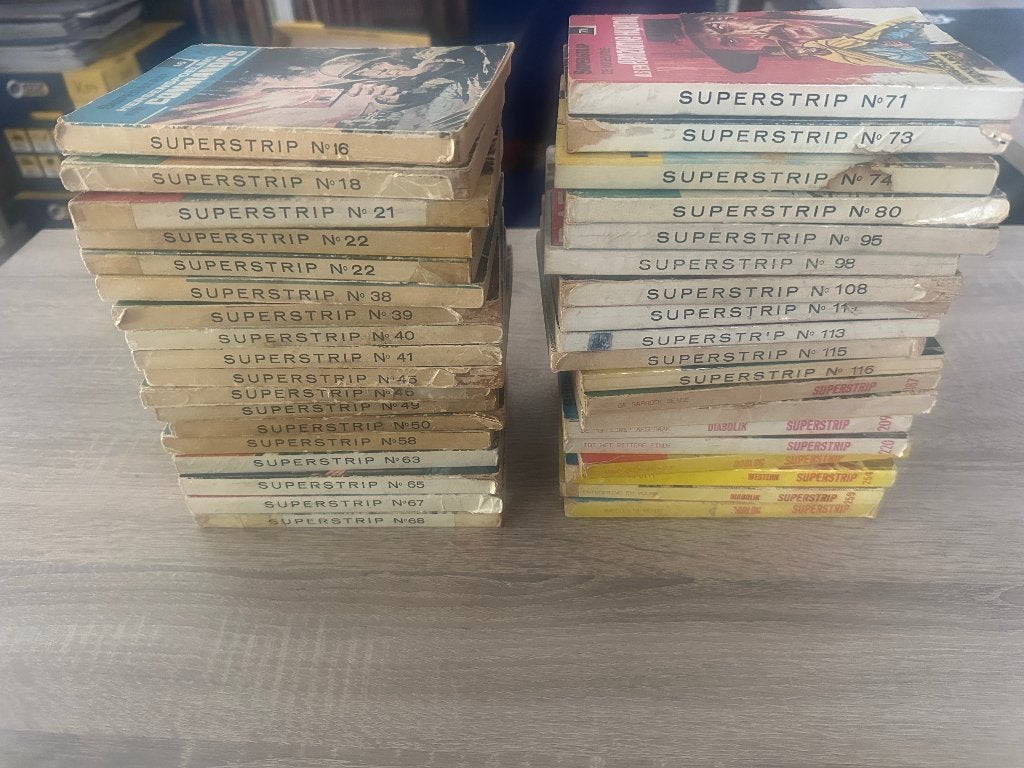 140 stuks Pockets / Strips jaren '60-'90, Boeken, Strips | Comics, Europa, Ophalen of Verzenden, Meerdere comics, Onbekend
