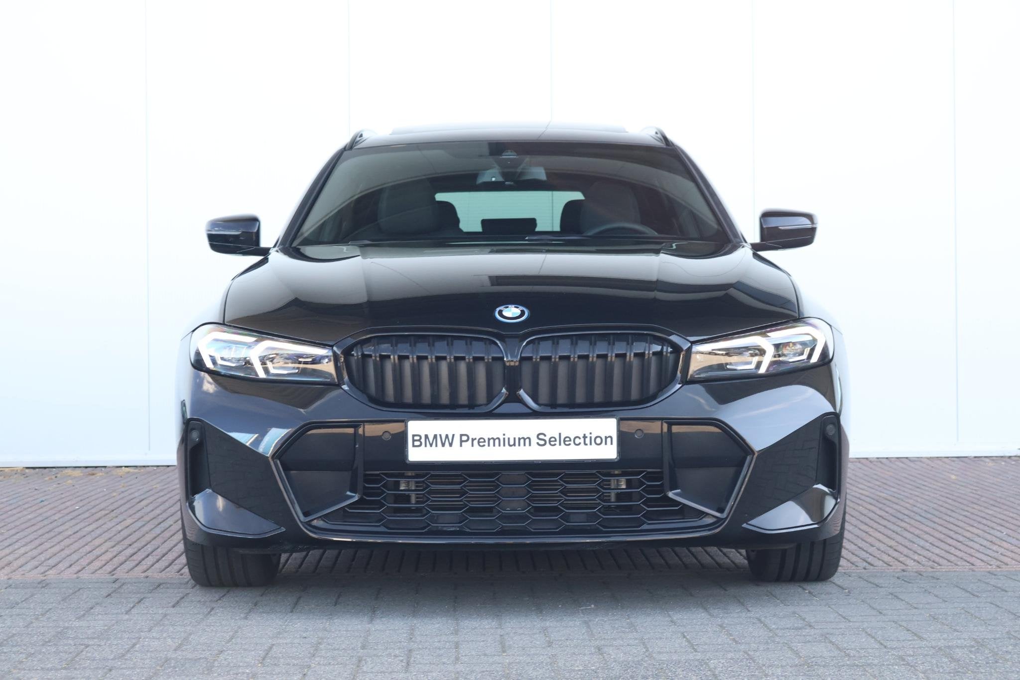 BMW 3-serie Touring 330e | SoH 100% | Sport Pakket Pro | Pan, Automaat, 1998 cc, 4 cilinders, Met garantie (alle)