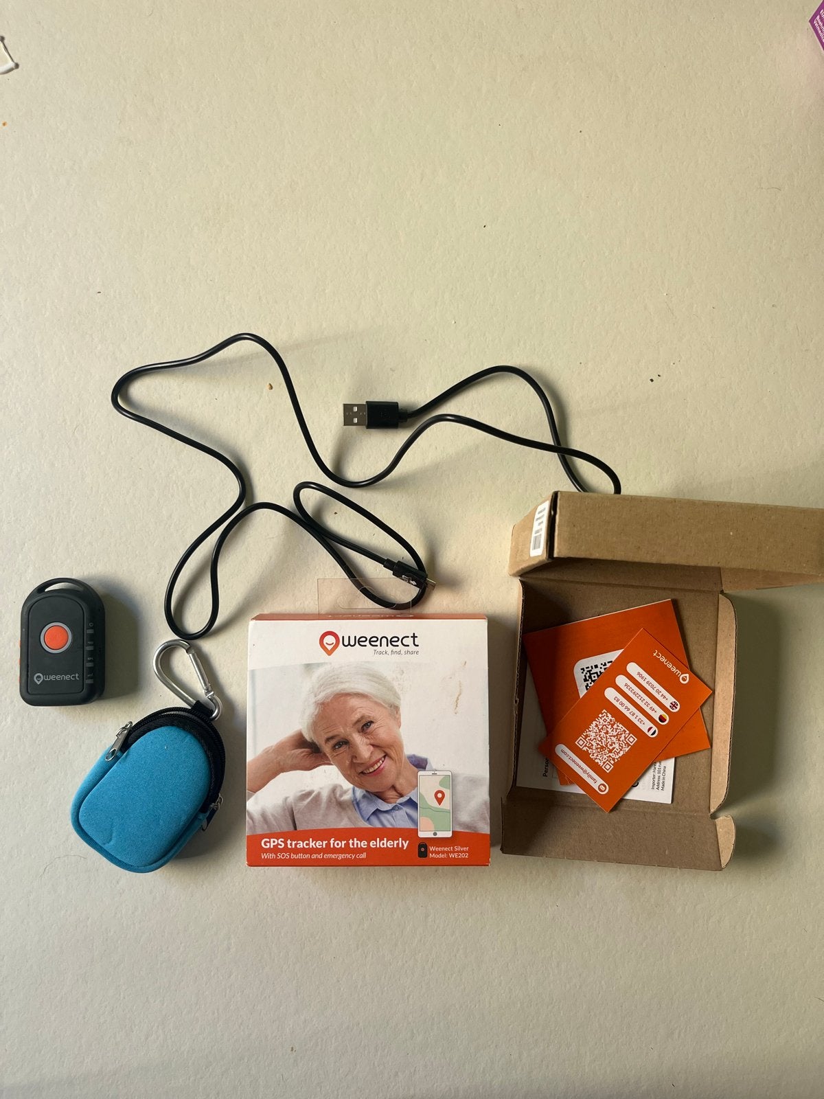 Weenect Silver GPS-tracker voor ouderen met SOS-knop, Ophalen of Verzenden, Zo goed als nieuw, Overige typen, Universeel