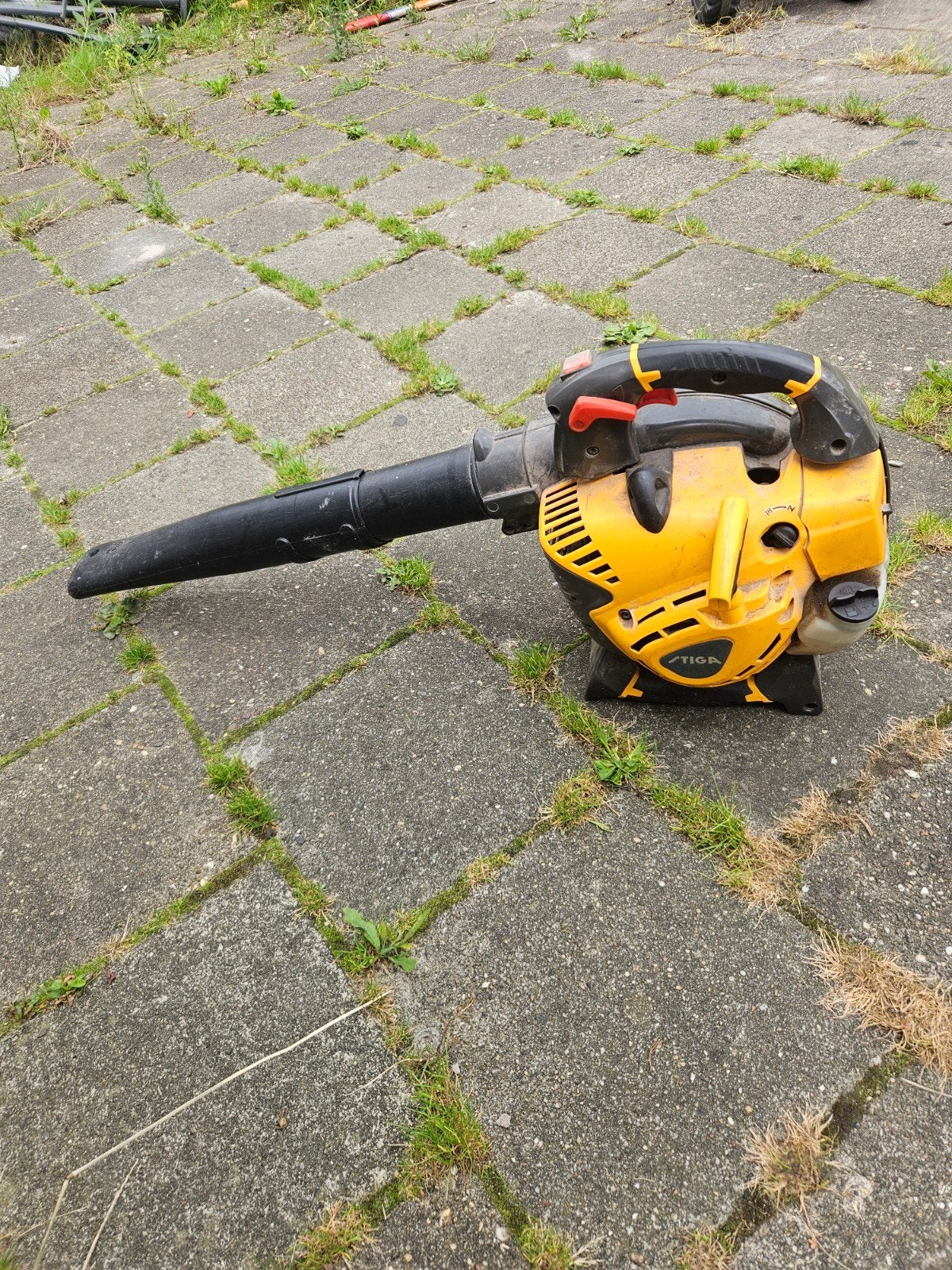 Stiga SBL 327 Bladblazer - Benzine, Ophalen, Benzine, Gebruikt, Stiga